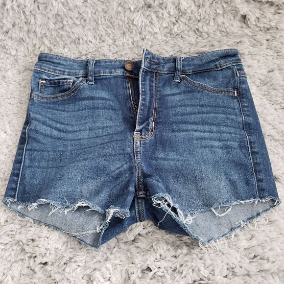 HOLLISTER High Rise Super Skinny Raw Hem Denim Shorts - Picture 1 of 8